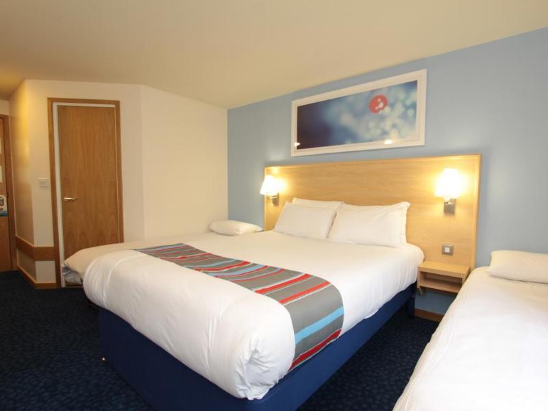 Travelodge Ashford Esterno foto